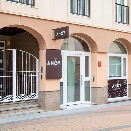 Ahoy Plaza Mayor 아파트호텔 3*