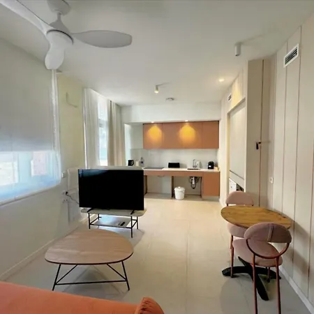 アパートホテル Ahoy Plaza Mayor エルダ