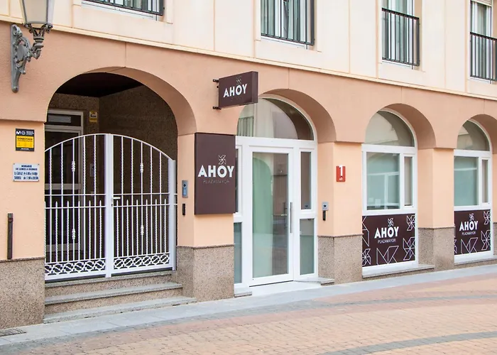 Ahoy Plaza Mayor 아파트호텔 3*