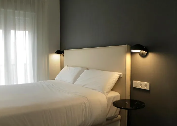 Ahoy Plaza Mayor 3* 엘다