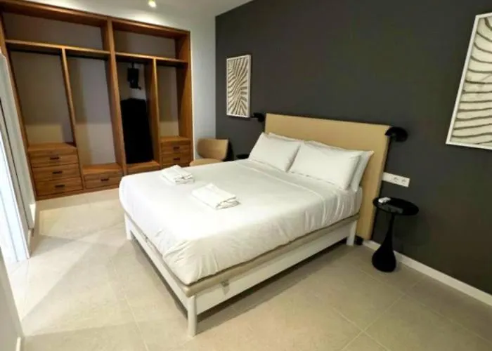 Ahoy Plaza Mayor 엘다